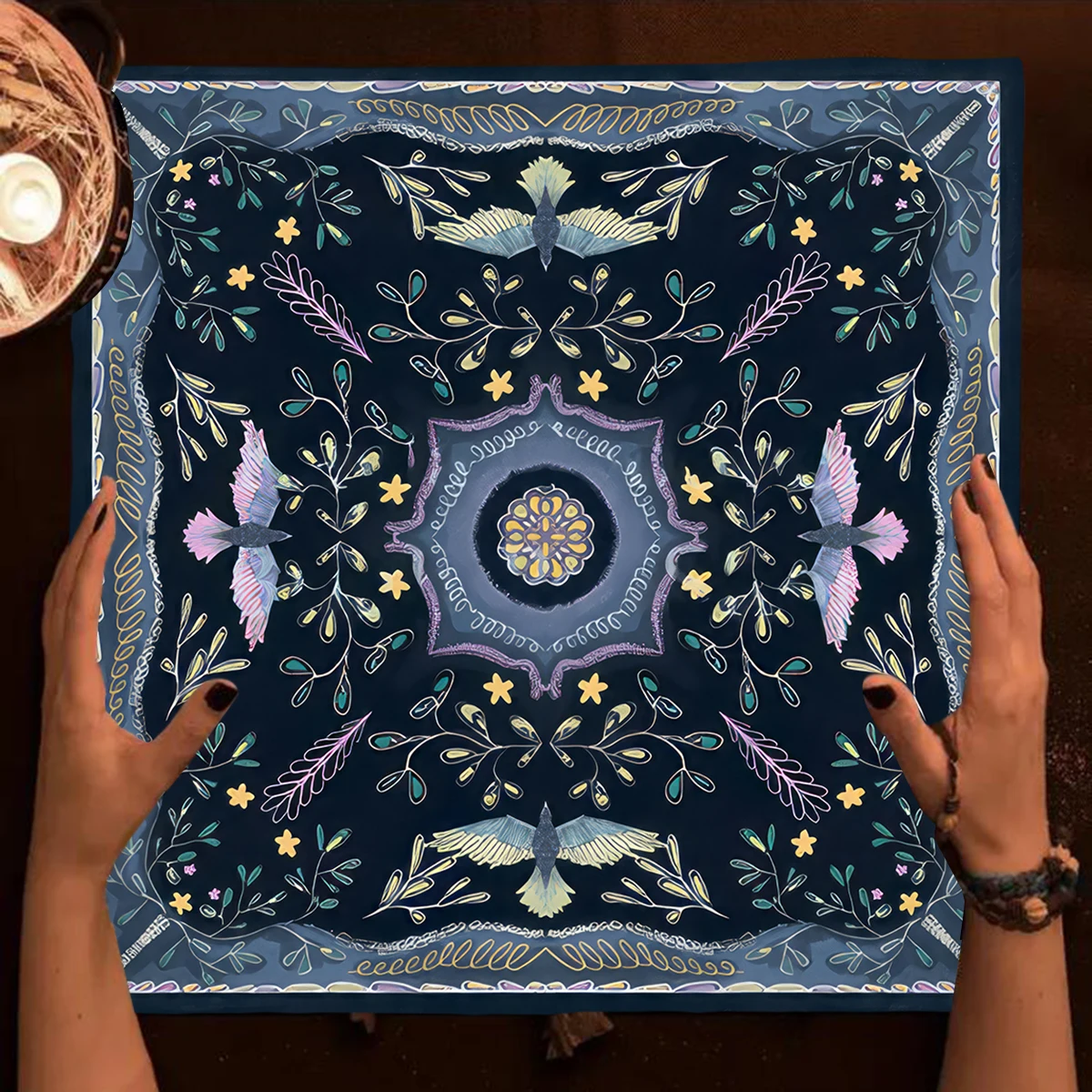 Taplak Meja Tarot Dewi Hecate, - Board Game Hotel ulasan dan harga