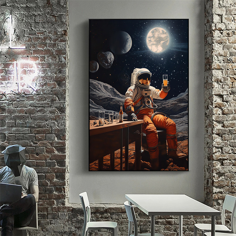 Poster astronot Modern dengan  - Board Game Hotel ulasan dan harga